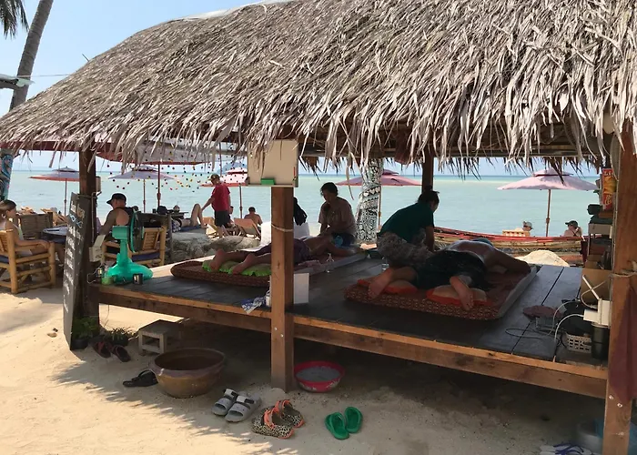 Castaway Beach Bungalows